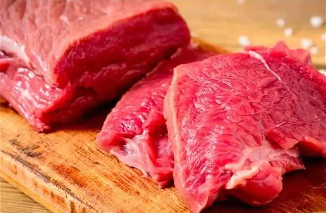A che odore stare attento per non rischiare l’intossicazione da carne avariata?