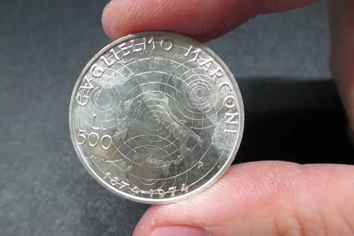 Se possiedi questa moneta commemorativa dedicata a Galileo Galilei potresti avere un piccolo tesoro