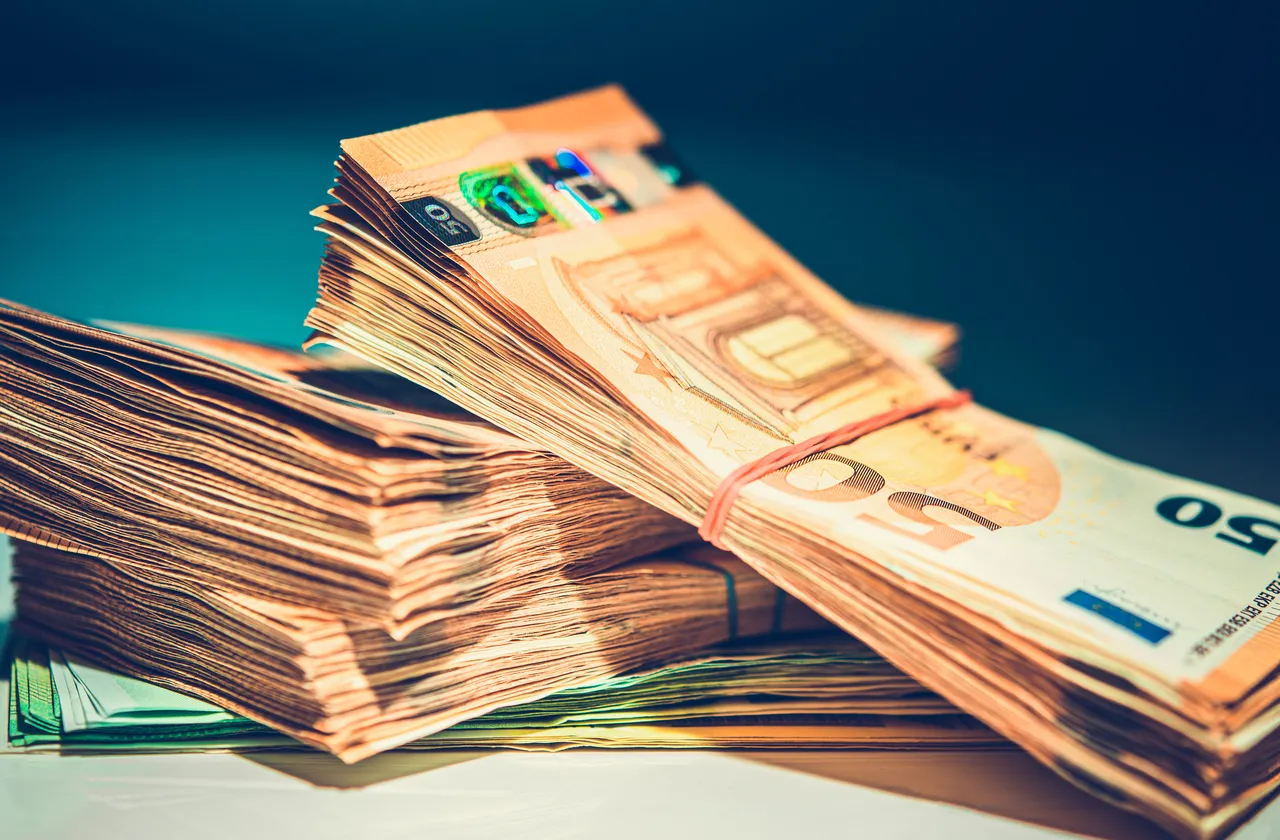 Che cos’è un money binder? Il trucco usato dagli orientali per attirare soldi